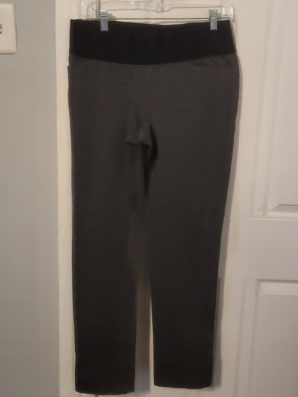 GAP Gray Pullon Double Knit Girlfriend Maternity Pants